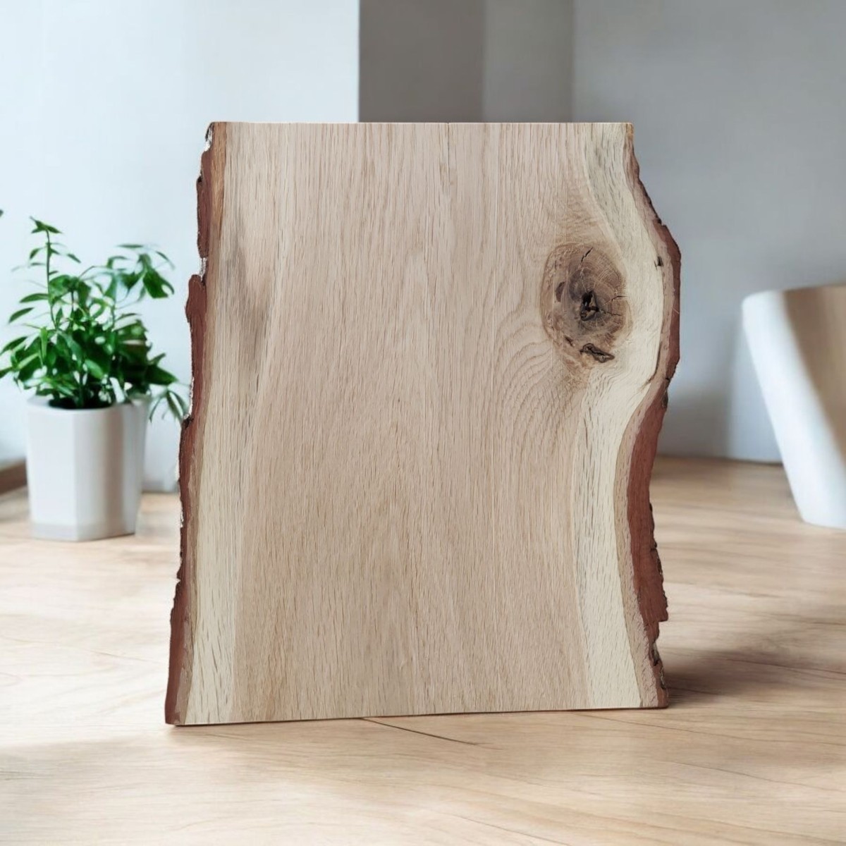 Podobrazie drewniane malarskie; detal pęknięć na froncie, stabilne – do twórczego wykorzystania.