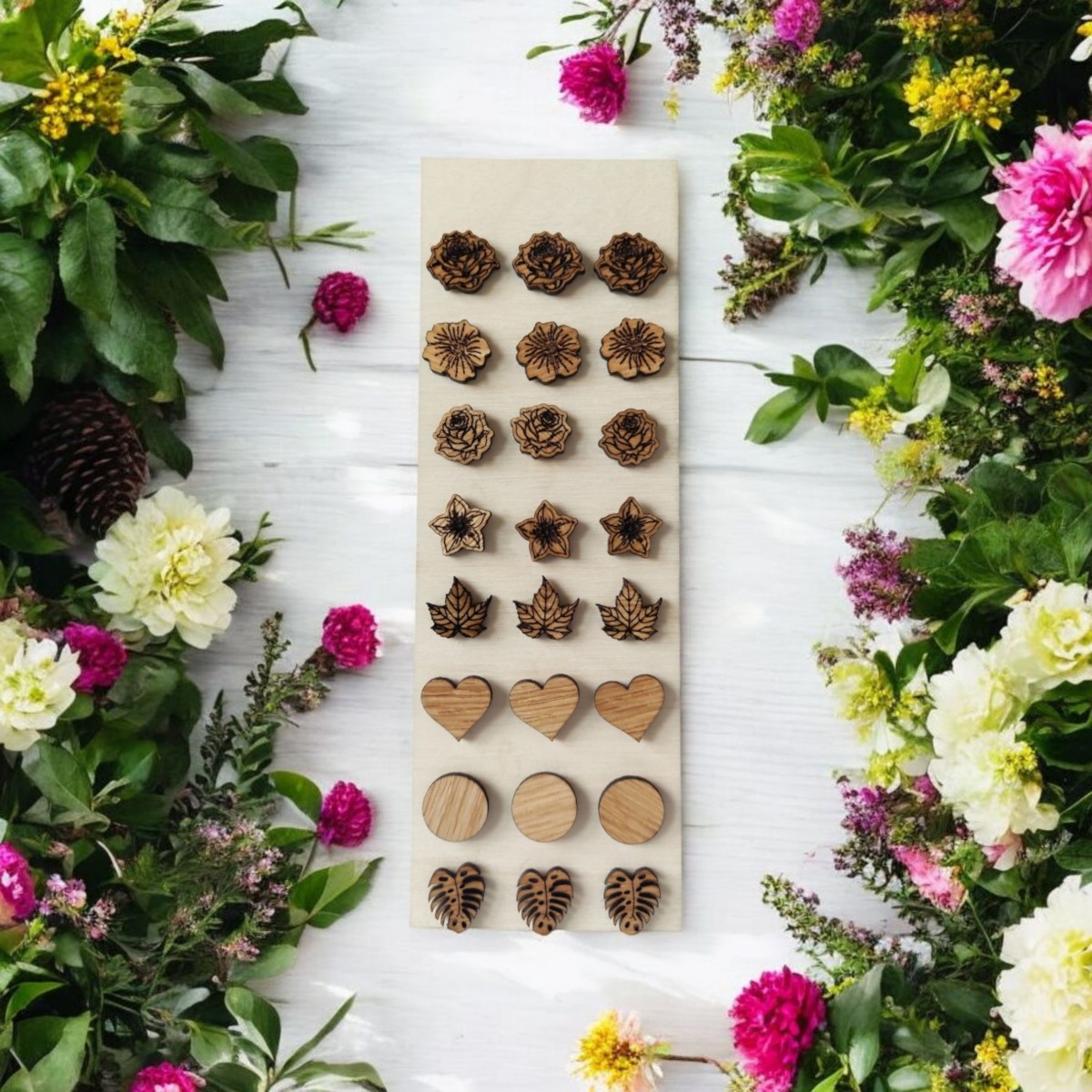 Zestaw 2 kompletów kolczyków drewnianych (6 szt.) – mix wzorów i gatunków drewna