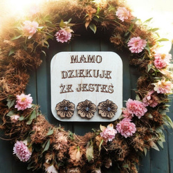 KOLCZYKI kwiaty z drewna – z cyrkonią, naturalne i lekkie