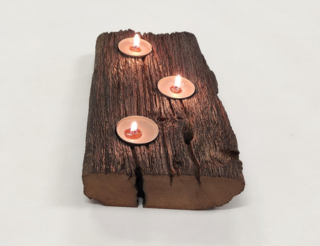 Świecznik ze starego dębu 2