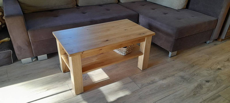 STOLIK kawowy dębowy z półką – masywna ława do salonu z litego dębu 90×50 cm