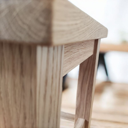 Taboret dębowy klasyczny 31x31x46 cm