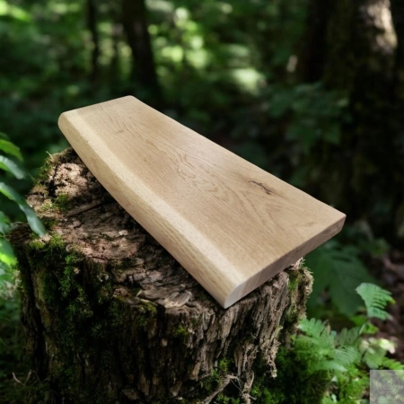 PÓŁKA dębowa na ścianę – naturalna krawędź, z jednej deski