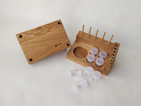 Fly Tying Bench z litego dębu – organizer do wiązania much i przynęt spinningowych