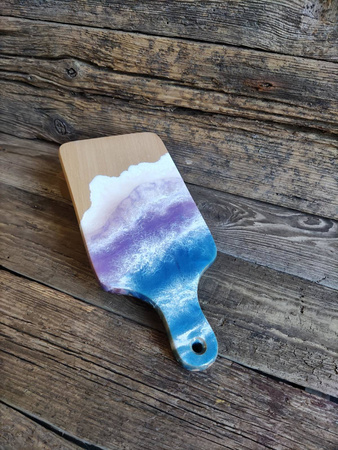 Deska do serwowania z żywicą