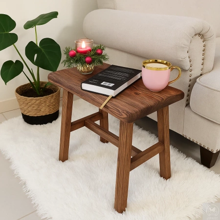 STOLIK kawowy sosnowy postarzany – rustykalna ławeczka z litego drewna 48×28 cm