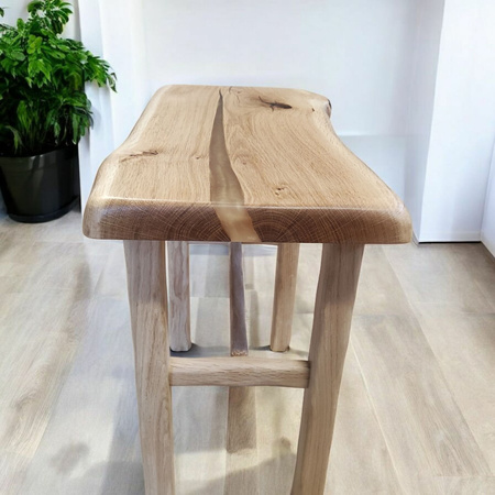 Taboret dębowy z żywicą – ręcznie robiony z litego drewna