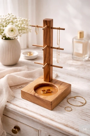 ORGANIZER na biżuterię – stojak obrotowy drewniany na kolczyki i bransoletki
