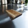 Deska do krojenia dębowa z jednego kawałka drewna 40 × 25 cm – szeroka, naturalny kształt