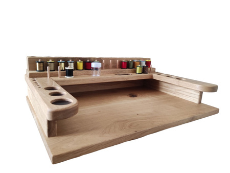 Fly Tying Bench z litego dębu – organizer do wiązania much i tworzenia przynęt