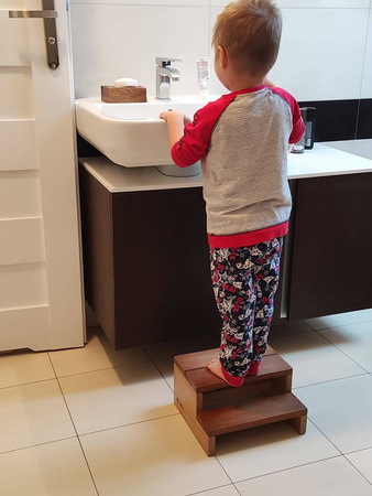 Stopień dla dzieci drewniany – dębowy podest 16,5 cm